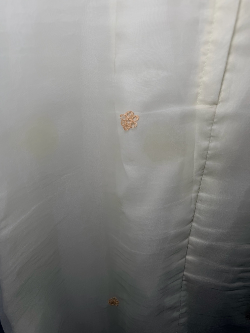 Traditional Filipiniana Dress Ivory with gold embroidery - Picture 15 of 16